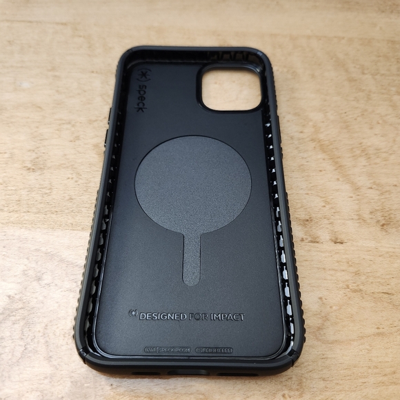 Speck Presidio2 Grip Magsafe Case For Apple iPhone 14 Plus/15 Plus Black - Picture 7 of 7